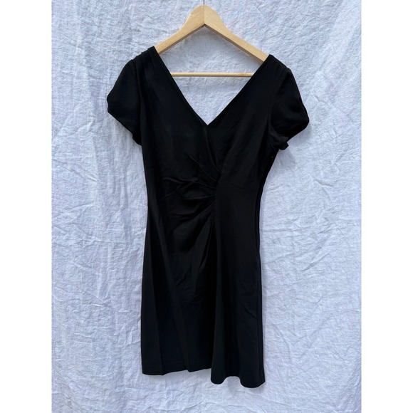 Banana Republic Dresses & Skirts - Banana Republic Sheath Dress Womens Black Ruched V-Neck Short Sleeve Size 6